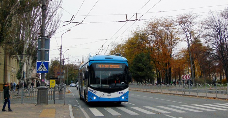 В Мариуполе дали разъяснения по поводу платного проезда в транспорте для непривитых пенсионеров
