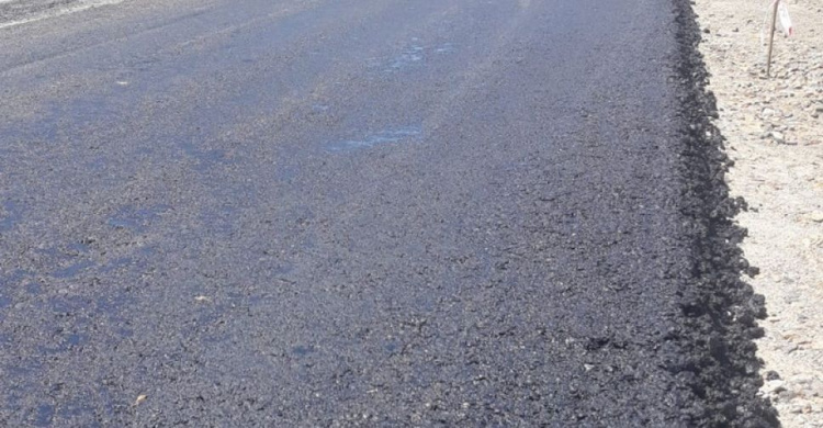 Миллионы «закатали в асфальт»: ремонтники воровали бюджетные деньги, выделенные на дороги Донецкой области