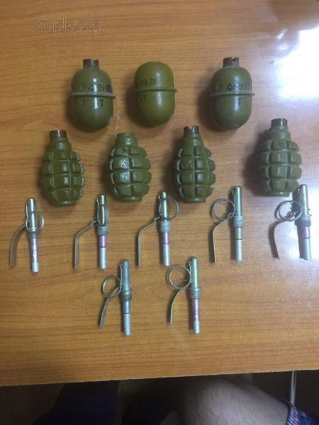На Донбассе торговали гранатами оптом и в розницу (ФОТО)