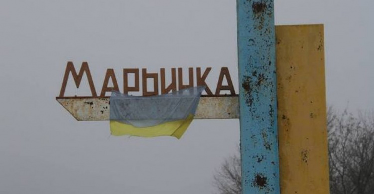 На КПВВ «Марьинка» пограничники из-за обстрела эвакуировали граждан   