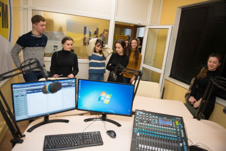 Студенты из Ужгорода в Мариуполе учились создавать 3D-экскурсии и монтировать сюжеты (ФОТО)