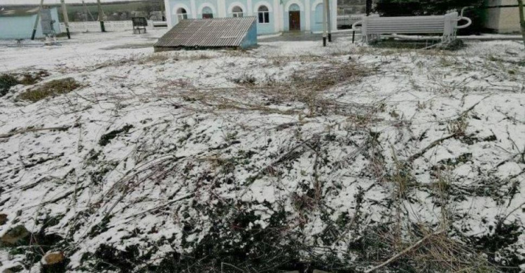 В Донецкой области на железной дороге нашли взрывчатку (ФОТО)