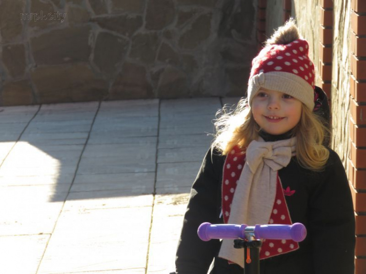 Как Дед Мороз в Мариуполе исполнил мечты детей (ФОТО)