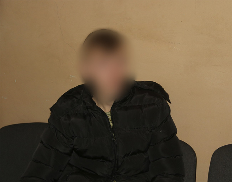 На вокзале Мариуполя задержали подростка-беглеца из Ужгорода