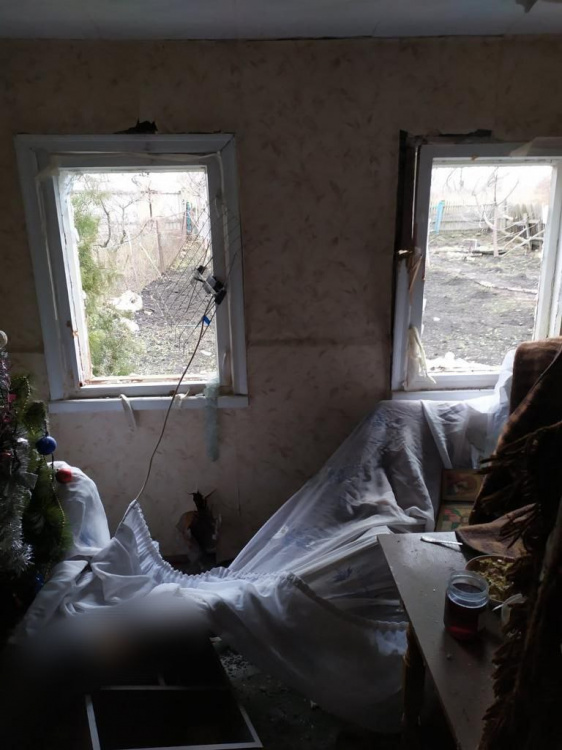 З артилерії – по будинках: внаслідок обстрілу Часовоярської громади на Донеччині загинули цивільні