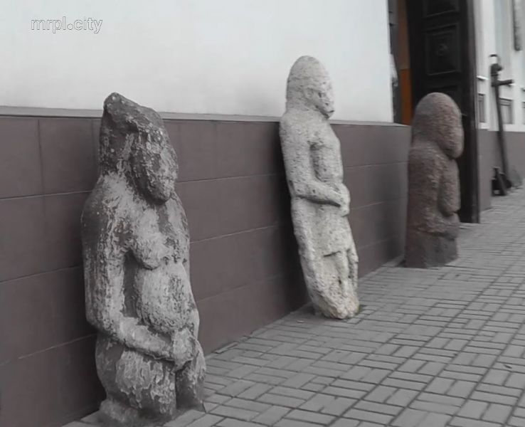 Мариупольцам показали малоизвестные памятники города (ФОТО+ВИДЕО)
