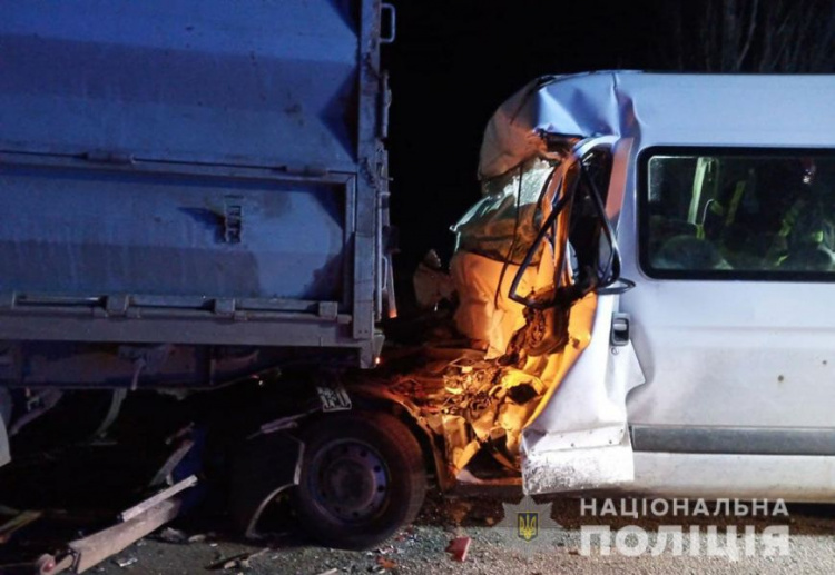 Смертельное ДТП на Донетчине: столкнулись пассажирский автобус и грузовик