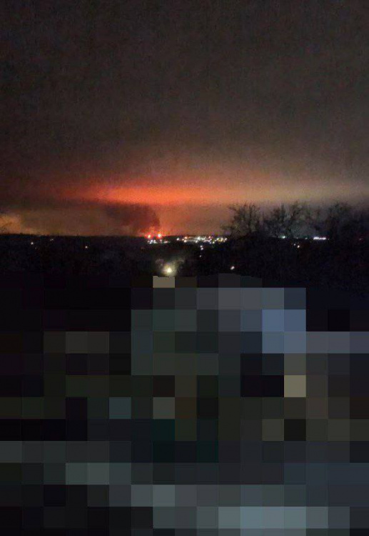 У Донецьку та Макіївці пролунали вибухи та зникло світло – окупанти заявили про атаку дронами