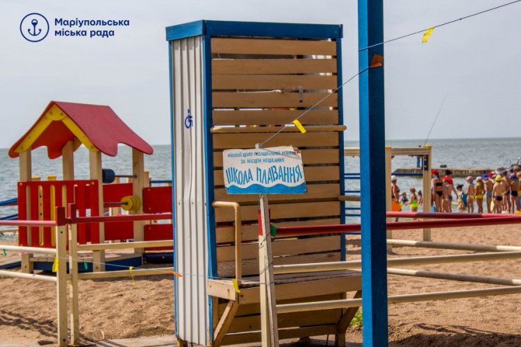 Спецрейс к морю: в Мариуполе запустили специальный троллейбус для детей (ФОТО)
