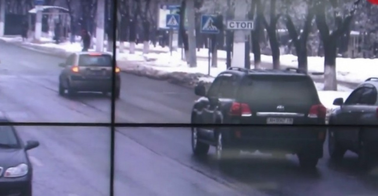 По распоряжению Аброськина полиция устроила слежку за машиной мэра Мариуполя (ВИДЕО)