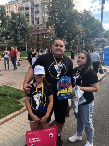 Семья мариупольского стронгмена стала самой сильной в Украине (ФОТО+ВИДЕО)