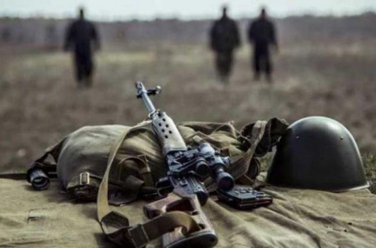 Обострение в Приазовье: двое украинских военнослужащих ранены
