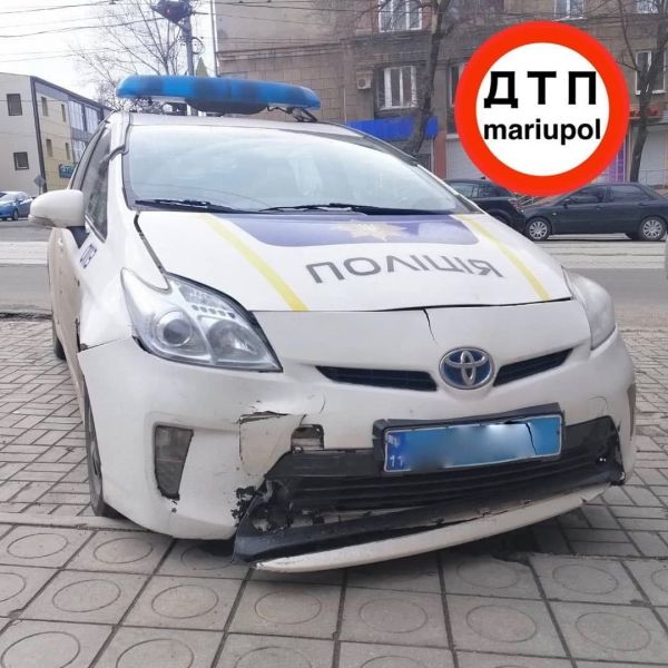 В Мариуполе автомобиль патрульной полиции попал в ДТП (ДОПОЛНЕНО)