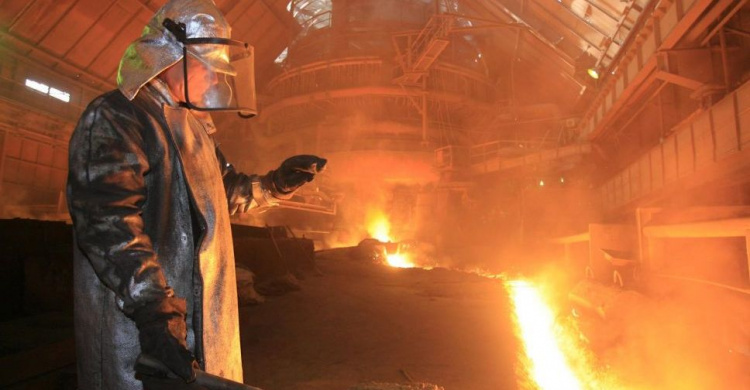 Мариупольские металлурги имеют самую высокую среднюю зарплату в Донецкой области