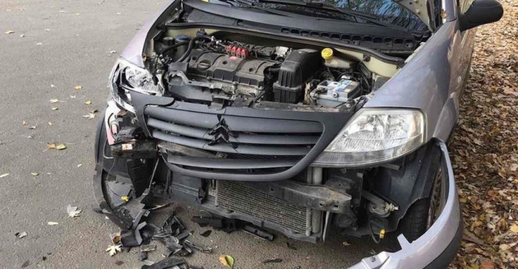 В Мариуполе беспечные водители устроили ДТП