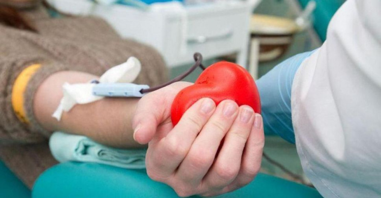 «Сдай кровь – спаси жизнь!» Мариупольцы могут помочь пострадавшим в авариях