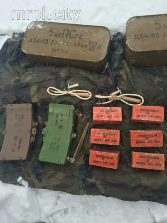 В Донецкой области обнаружен очередной тайник с минами, гранатами и патронами (ФОТО)