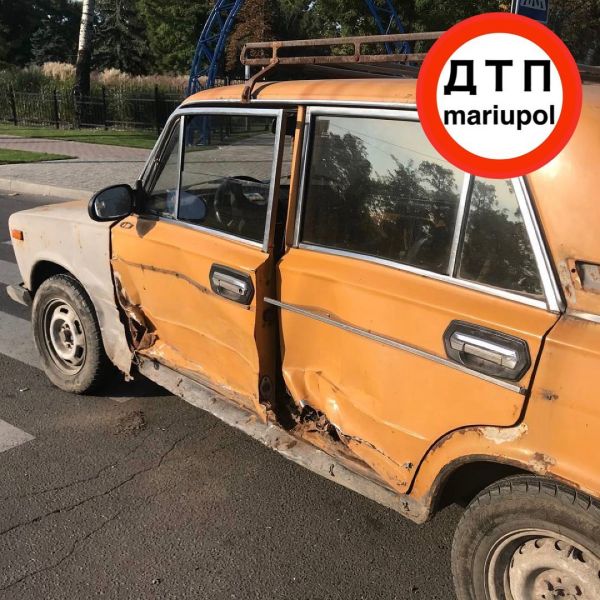 Выехал на «встречку»: водителя после ДТП в Мариуполе доставили в наркологию