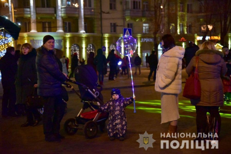 На страже порядка: на улицы Мариуполя выйдут усиленные патрули (ФОТО)