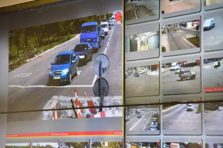 «Умные» камеры UASC решили проблему скорости протока через блокпосты Мариуполя (ФОТО)