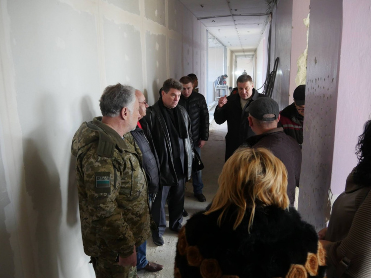 Жебривский дал советы по строительству опорных школ