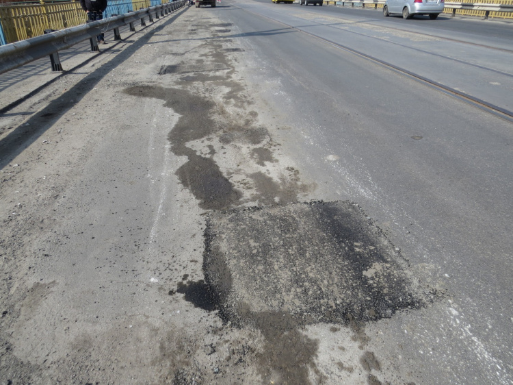 Чучмай: Мариуполь опередил по качеству дорог ближайшие крупные центры Украины (ФОТО)
