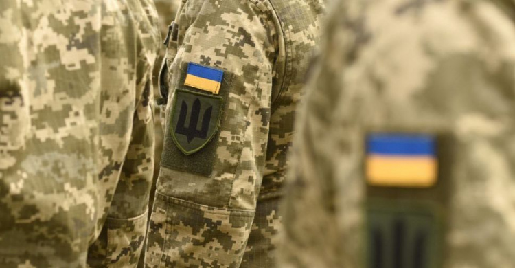В Украине могут закрыть границы с РФ и Беларусью и объявить чрезвычайное или военное положение