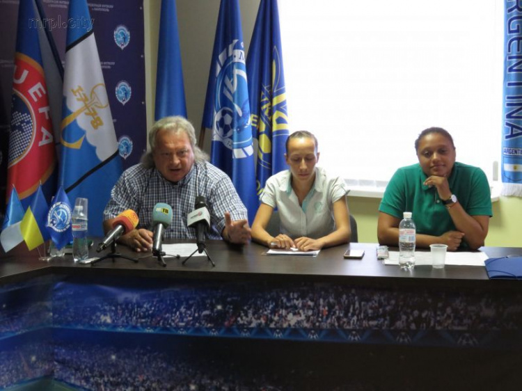 Героини в тени: женский футбол в Мариуполе, есть ли шанс на существование и победы? (ФОТО)