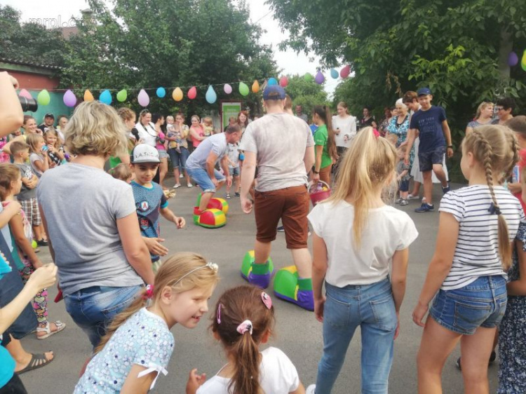Конкурс праздников дворов от «Зеленого центра Метинвест» на финишной прямой (ФОТО)