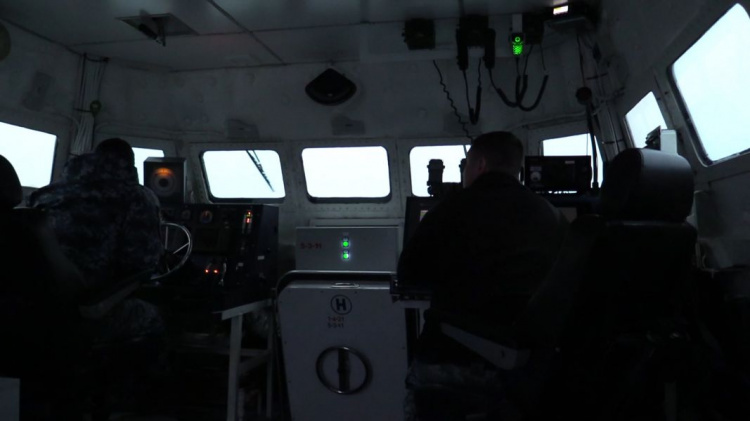 Россияне запаниковали: украинские катера в шторм провели учения на Азовском море (ФОТО+ВИДЕО)