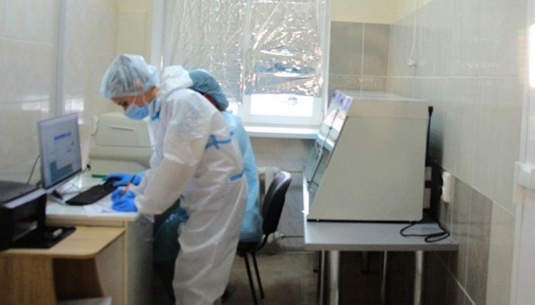 Результаты за 6 часов, 600 исследований в сутки: новая ПЦР-лаборатория в Мариуполе заработает в режиме 24/7