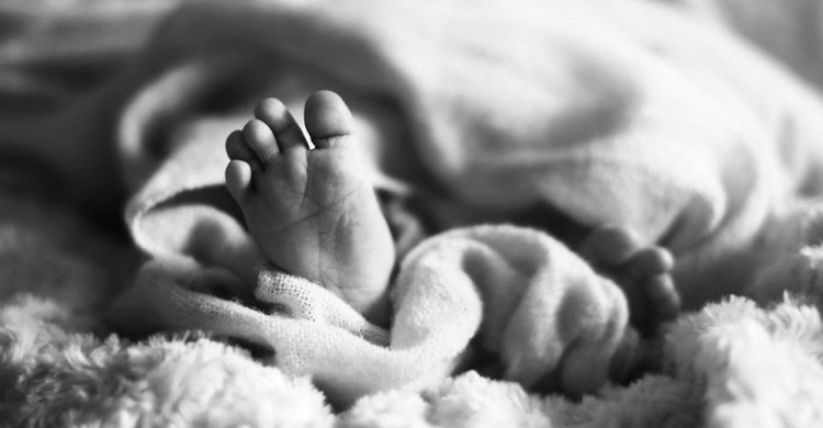 Двухмесячный ребенок умер от коронавируса в Мариуполе
