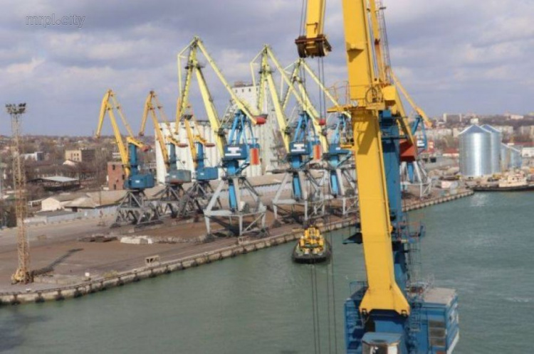 Стало известно, когда в Мариупольском порту запустят терминал за 170 млн (ФОТО)