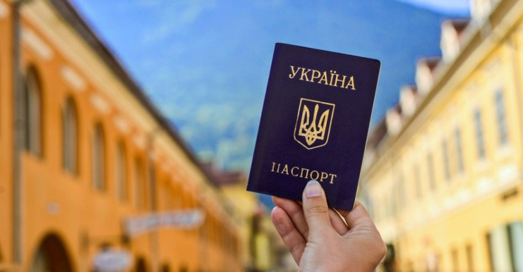 Жители неподконтрольного Донбасса могут пользоваться «безвизом»
