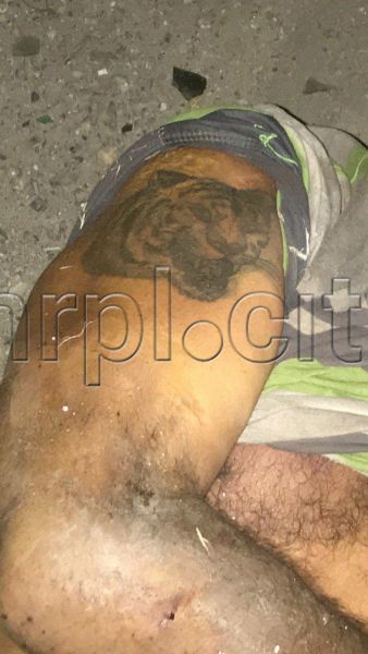 На дороге в Мариуполе обнаружили тело мужчины. Его просят опознать (18+)