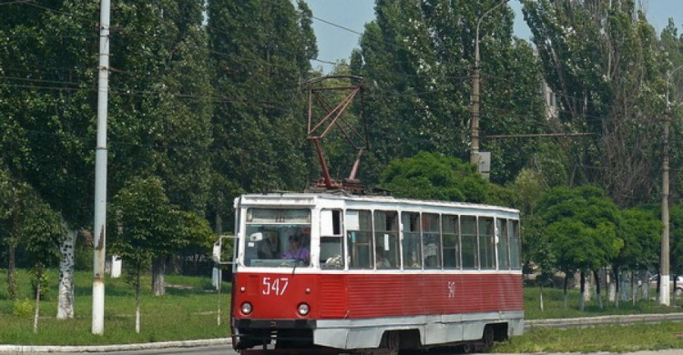 Кабельный вор приостановил движение трамваев в Мариуполе