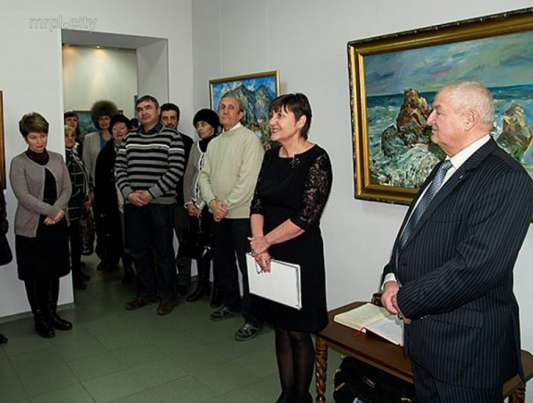 Живописец приурочил к 240-летию города выставку с пейзажами Мариуполя (ФОТО)