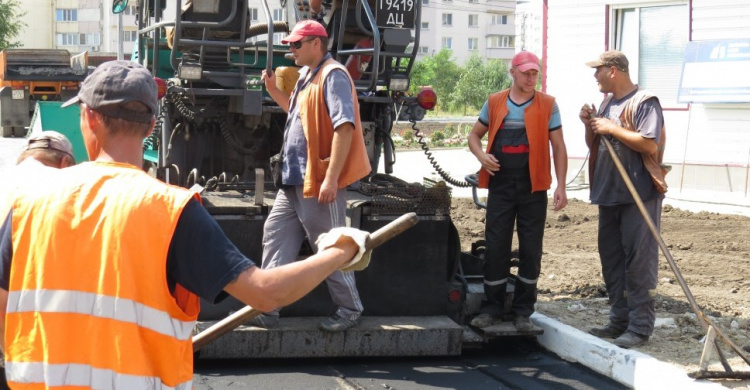 Шульга: Приоритет в обновлении мариупольских дворов за ОСМД (ФОТО+ВИДЕО)