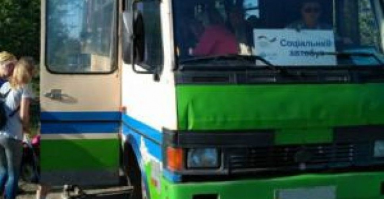 В поселки Донетчины снова можно добраться бесплатным автобусом (РАСПИСАНИЕ)