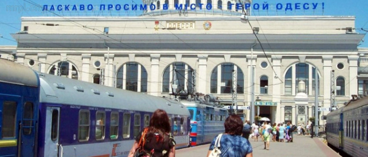 Поезд из Мариуполя в Одессу запустят летом (ФОТО)
