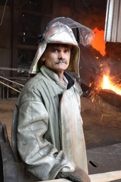 Мариупольским металлургам присвоили государственные награды за труд