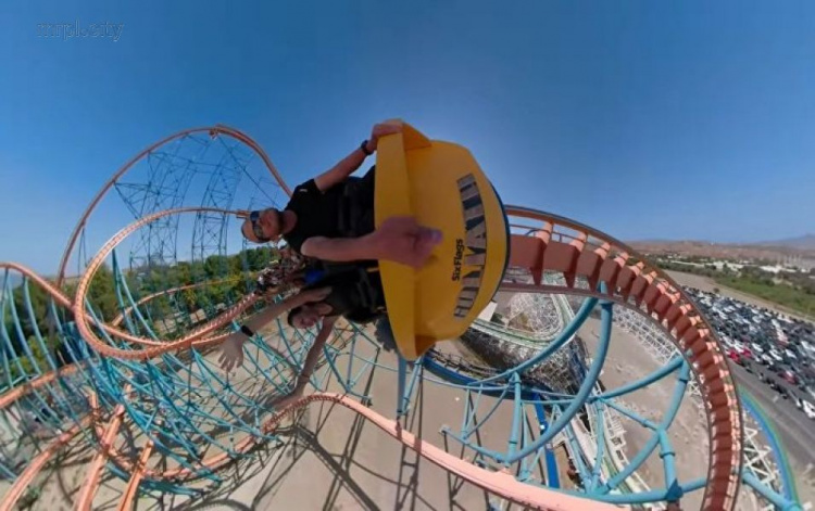 Экстремал взял 360-градусную камеру на американские горки. (ФОТО+ВИДЕО)