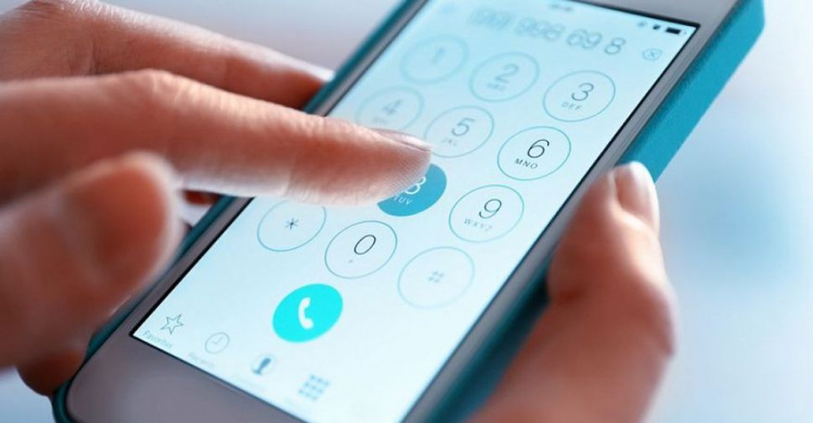 Не выходя из дома: телефоны первой необходимости для мариупольцев в локдаун