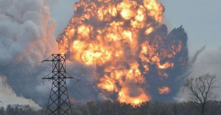 Взрывы под Мариуполем: Украина понесла потери