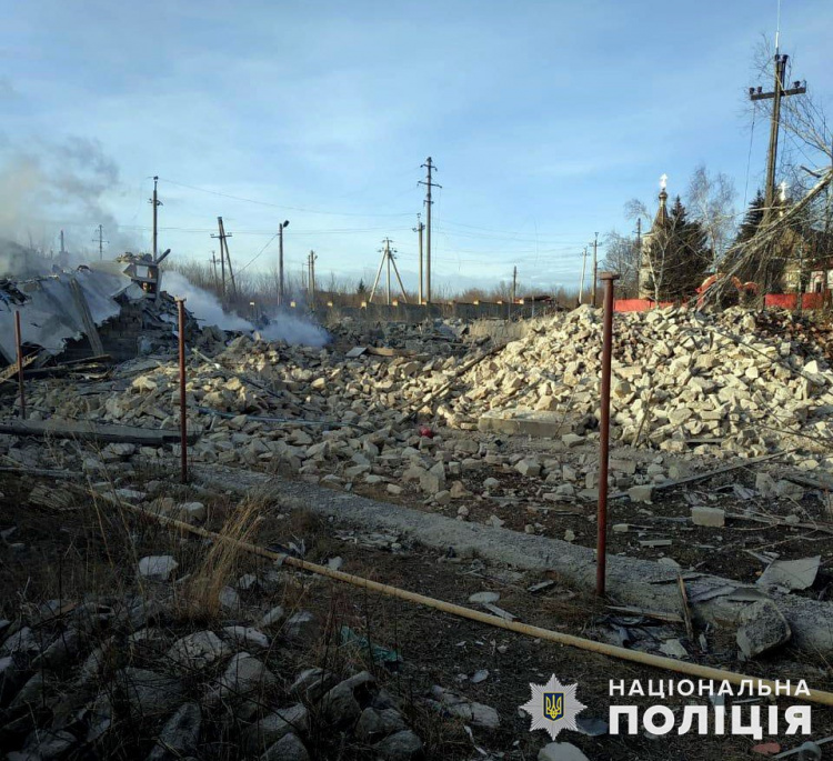 П’ятеро поранених та нові руйнування: в поліції розповіли, як минула доба на Донеччині