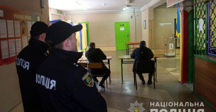В Донецкой области председатель избирательной комиссии отказался открывать участок для голосования