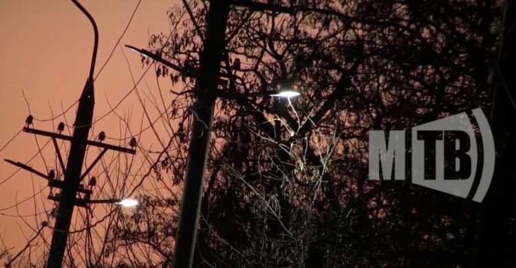 В прифронтовых селах под Мариуполем появилось уличное освещение за полмиллиона гривен