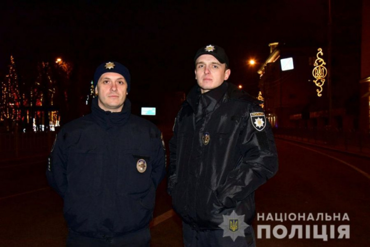 На страже порядка: на улицы Мариуполя выйдут усиленные патрули (ФОТО)