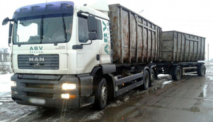 Из Мариуполя в Бердянск пытались перевезти 22 тонны металлолома