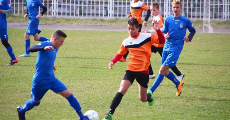 В Мариуполе детская футбольная академия «Азовсталь» переходит на баланс города